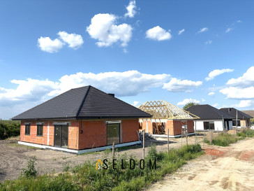 Dom Sprzedaż Karczów